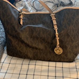Michael kors bag